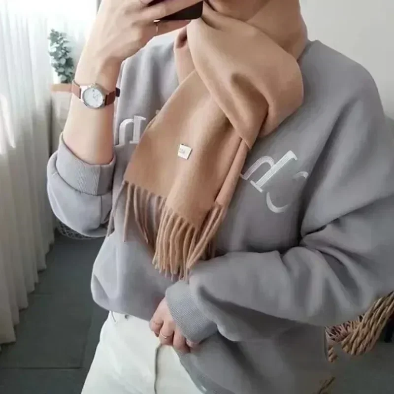 

200*70cm Khaki Color Scarves Women Winter Scarf Versatile Large Shawl Cashmere Scarves Warm Thick Soft Long Tassel Women Scarf