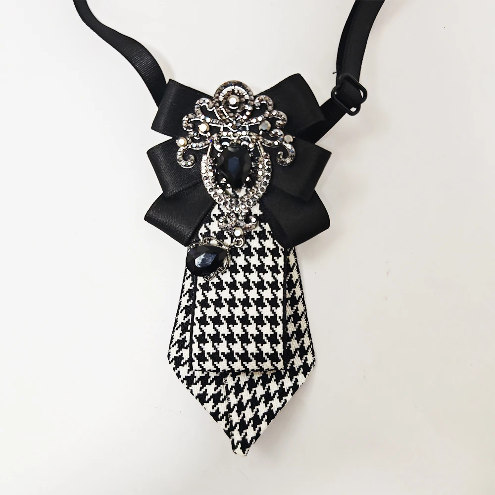 Corbata de Cuadros Negra con Diamantes para Mujer, Hecha a Mano, Imprescindible para el Regreso a Clases, Combinable con Uniformes