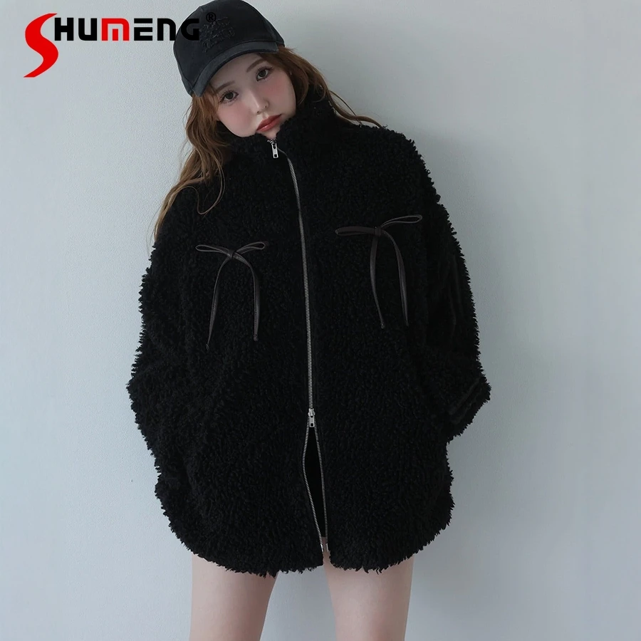 جديد لخريف وشتاء 2025 سترات نسائية دافئة من القطيفة سترات نسائية على الطراز الياباني معاطف سوداء أساسية من الفرو الصناعي اليومي