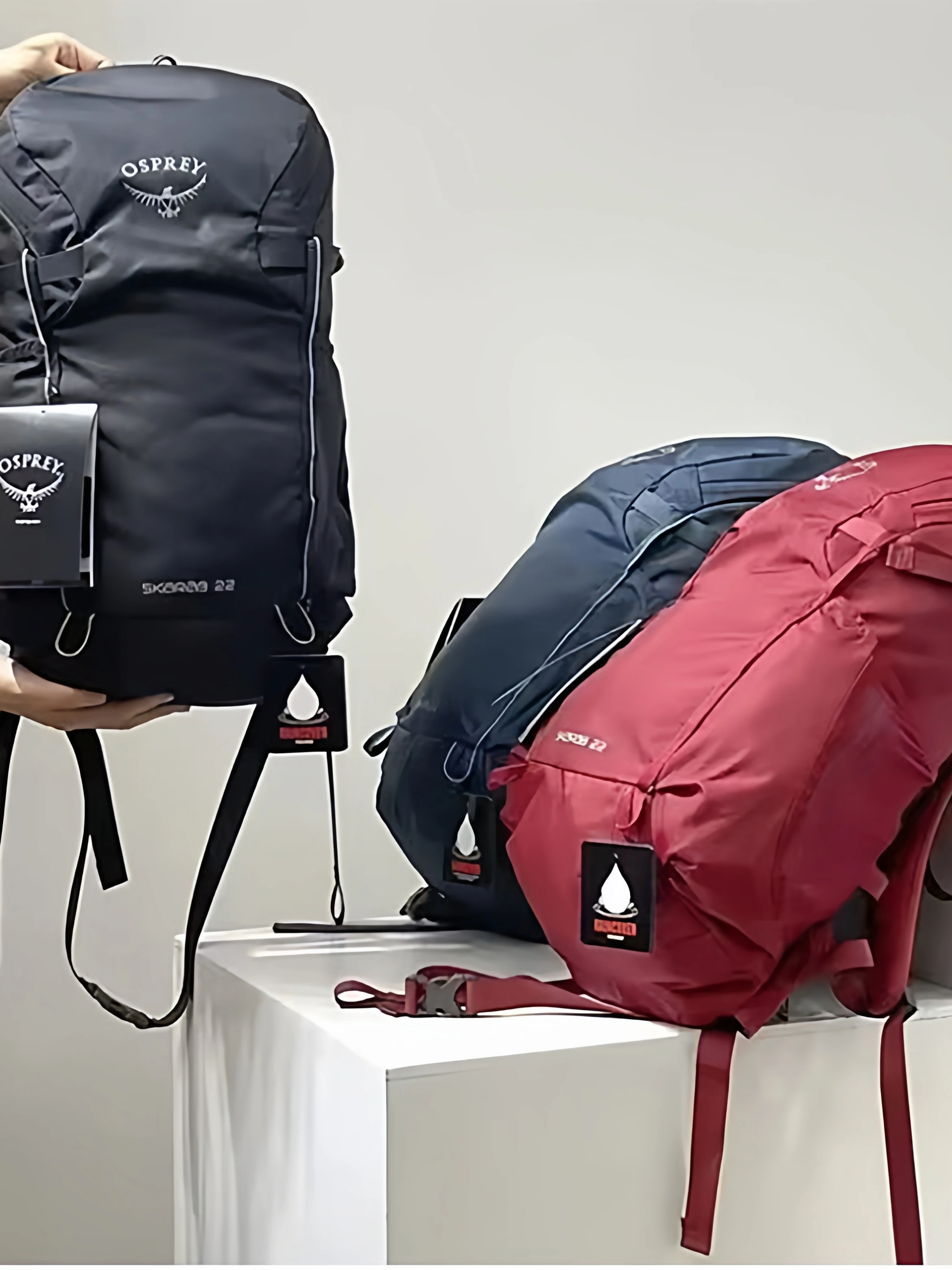 

XiaoYing 22L Large Capacity Waterproof Hiking Backpack Professional Outdoor Climbing Travel Dual Shoulder Bag with Rain Cover