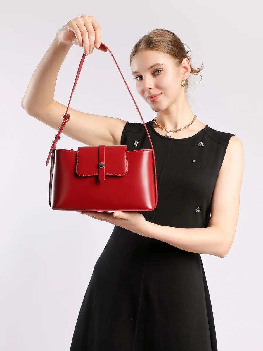 

split leather Autumn new niche design commuting fashionable simple temperament versatile hand-heeling shoulder underarm bag