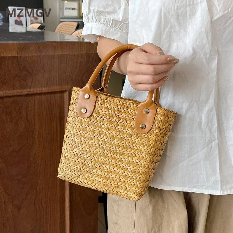

2025 New Arrival Wicker Woven Bucket Bag Women's Summer Beach Vacation Top-Handle Straw Basket Bag Bolsa Feminina Straw Bag