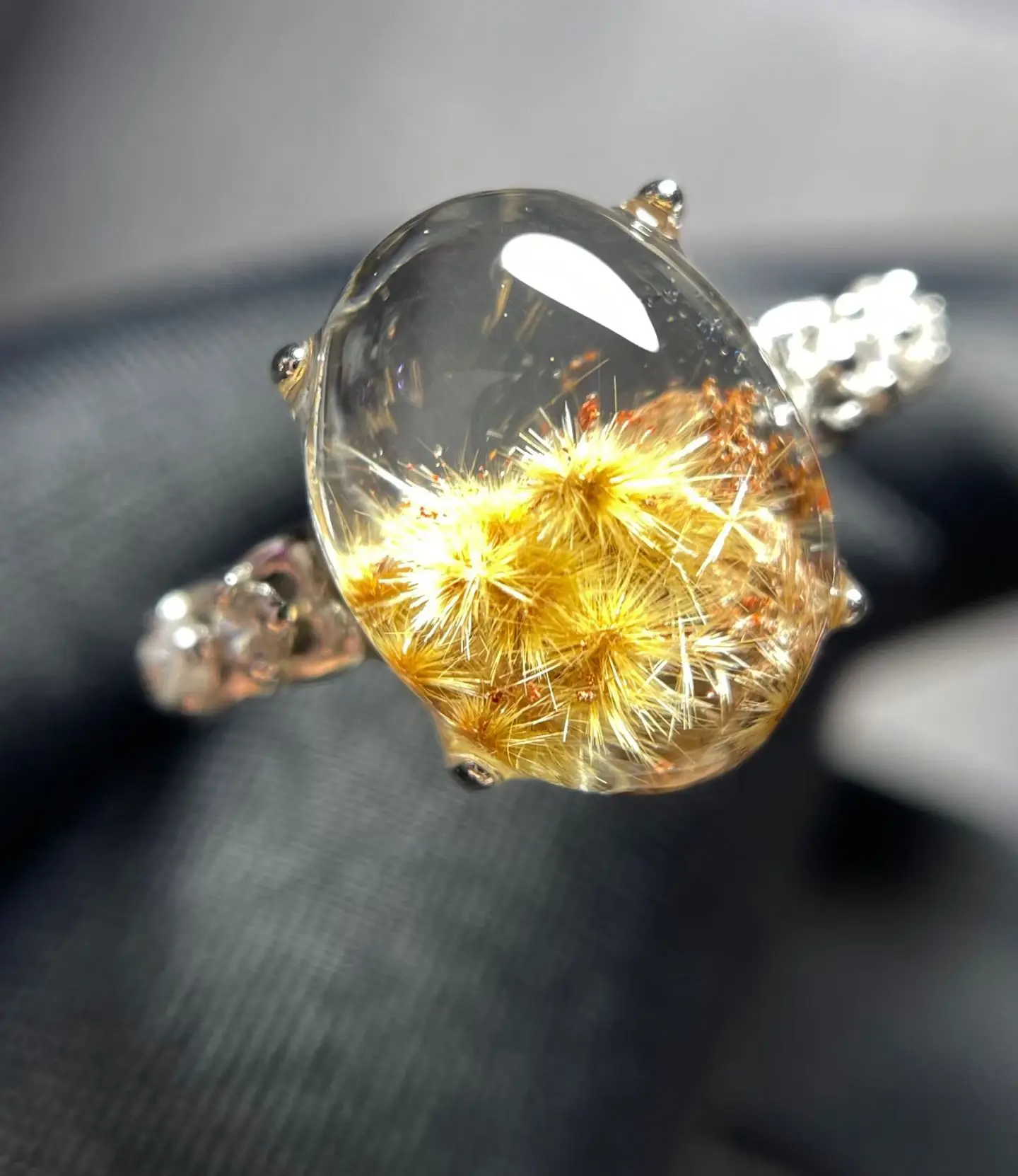 Natural Gold Rutilated Quartz Adjustable Ring Flower 925 Silver 12.3*9.6mm Rutilated Beads AAAAAA