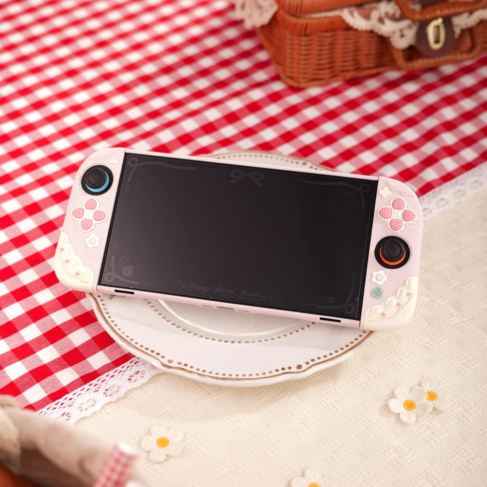 Fotografia 6: Geekshare primavera morango silicone capa protetora e capa joycon para switch 2 com 1 par de apertos de polegar personalizados