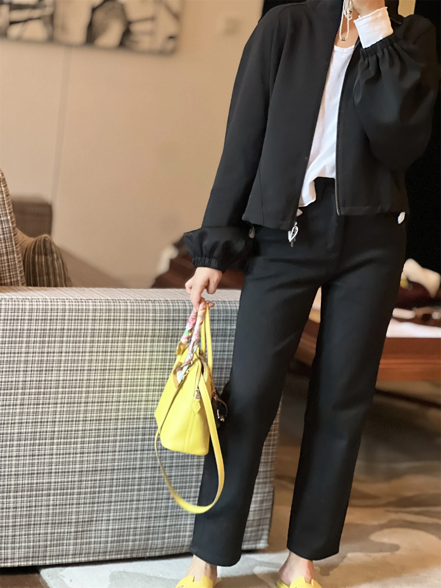 

Ультрамягкие черные джинсы прямого кроя длиной в пол, с высокой талией, утягивающие, универсальные, из эластичного хлопкового денима, женские, осень 2025