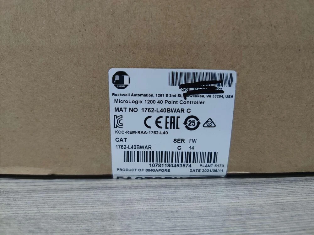 

New MicroLogix 1200 40 Point Controller 1762-L40BWAR