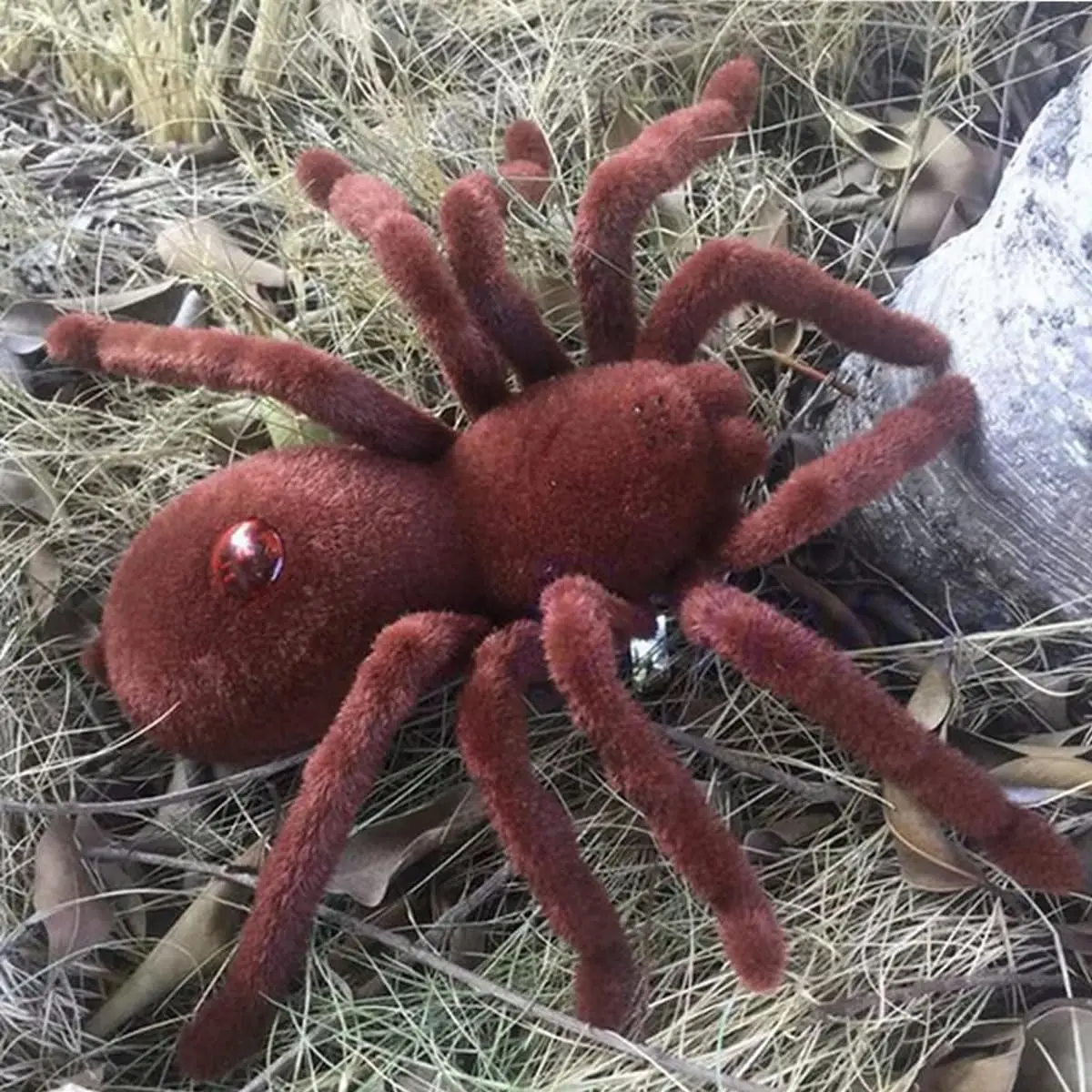 Juguete de araña con control remoto por infrarrojos, tarántula peluda realista de felpa para broma de Halloween, regalo para niños y niñas, Animal RC