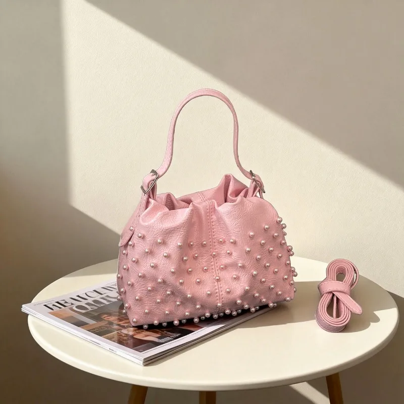 

Pearl-encrusted Pleated PU Leather Bucket Handbag Small Capacity for Women Cloud-shaped Hand-Held Bag Daily Dating Crossbody Bag