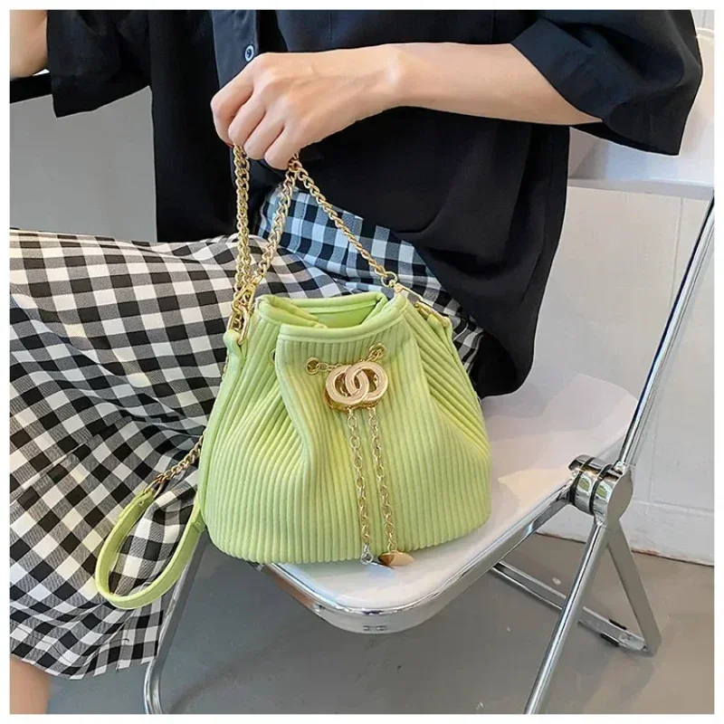 Luxury Handbags Fashion 2021 Fashion Women Leather Messenger Shoulder For Daily Designer Female Crossbody Bag Bucket Chain Bag