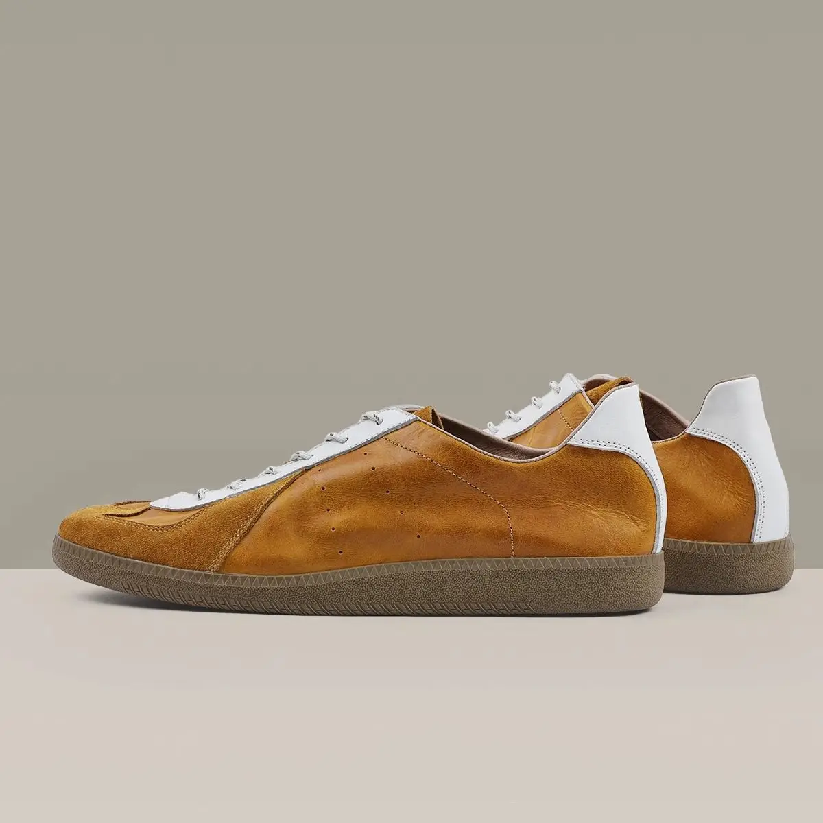 New Men's Outdoor Low-cut Flat-bottomed Casual Shoes High-quality Men's Soft-soled Breathable Lightweight Sneakers Men's Shoes