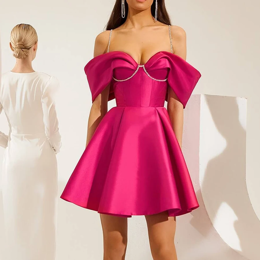 فستان قصير مخصص للحفلات الراقصة للحفلات مطرز بالخرز حبال مثير الوهم من الساتان فساتين سهرة أنيقة بدون ظهر على شكل حرف a للنساء 2025