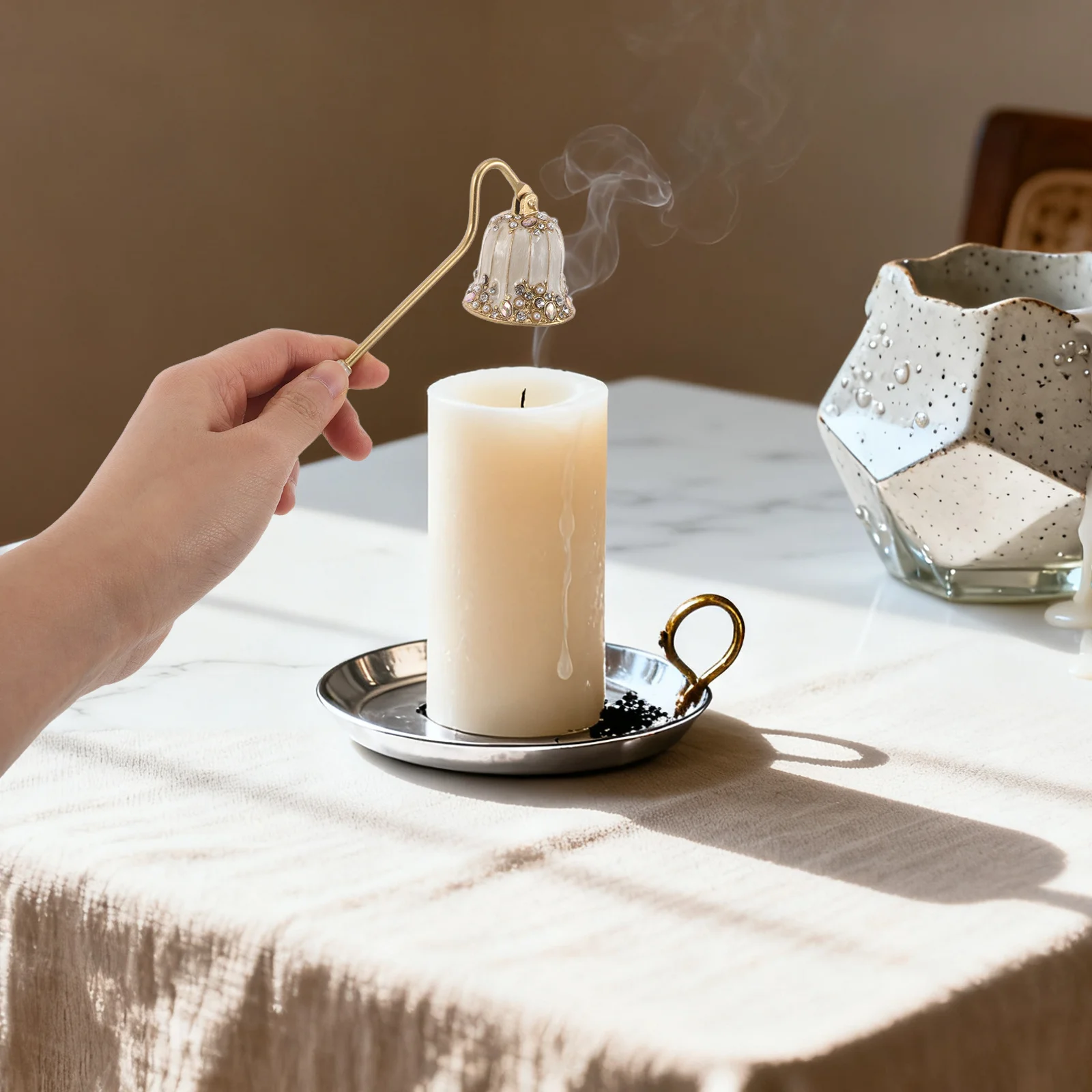 

Vintage Snuffer Retro Wick Extinguisher Long Handle Metal Flame Stoppers For Candles Decorative Accessory Home