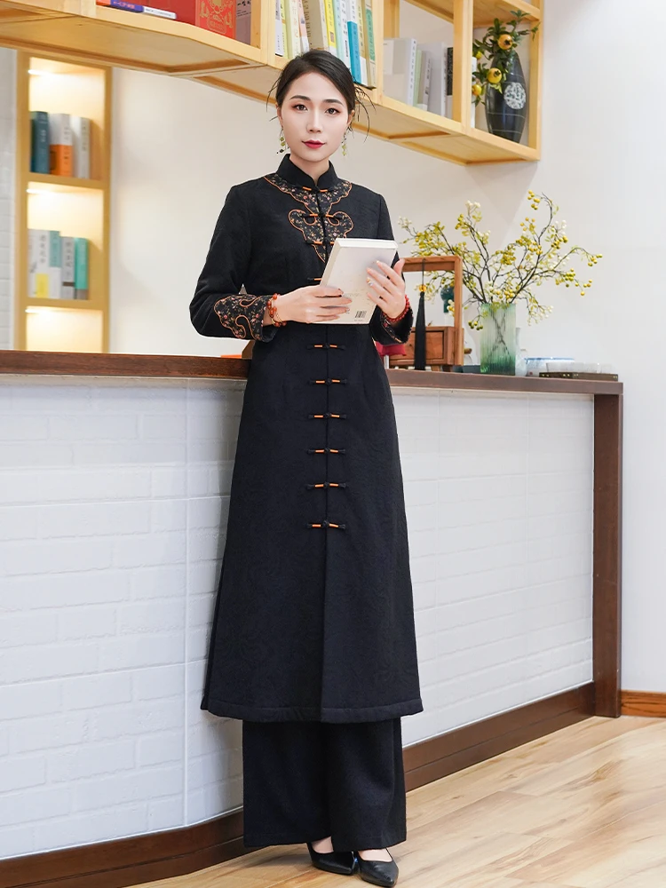 

Renewed Young Sle Chinese Faionable Ele Reducing Age New Winter Version Qipao Traditional Long Robe High Slit Long Sl...