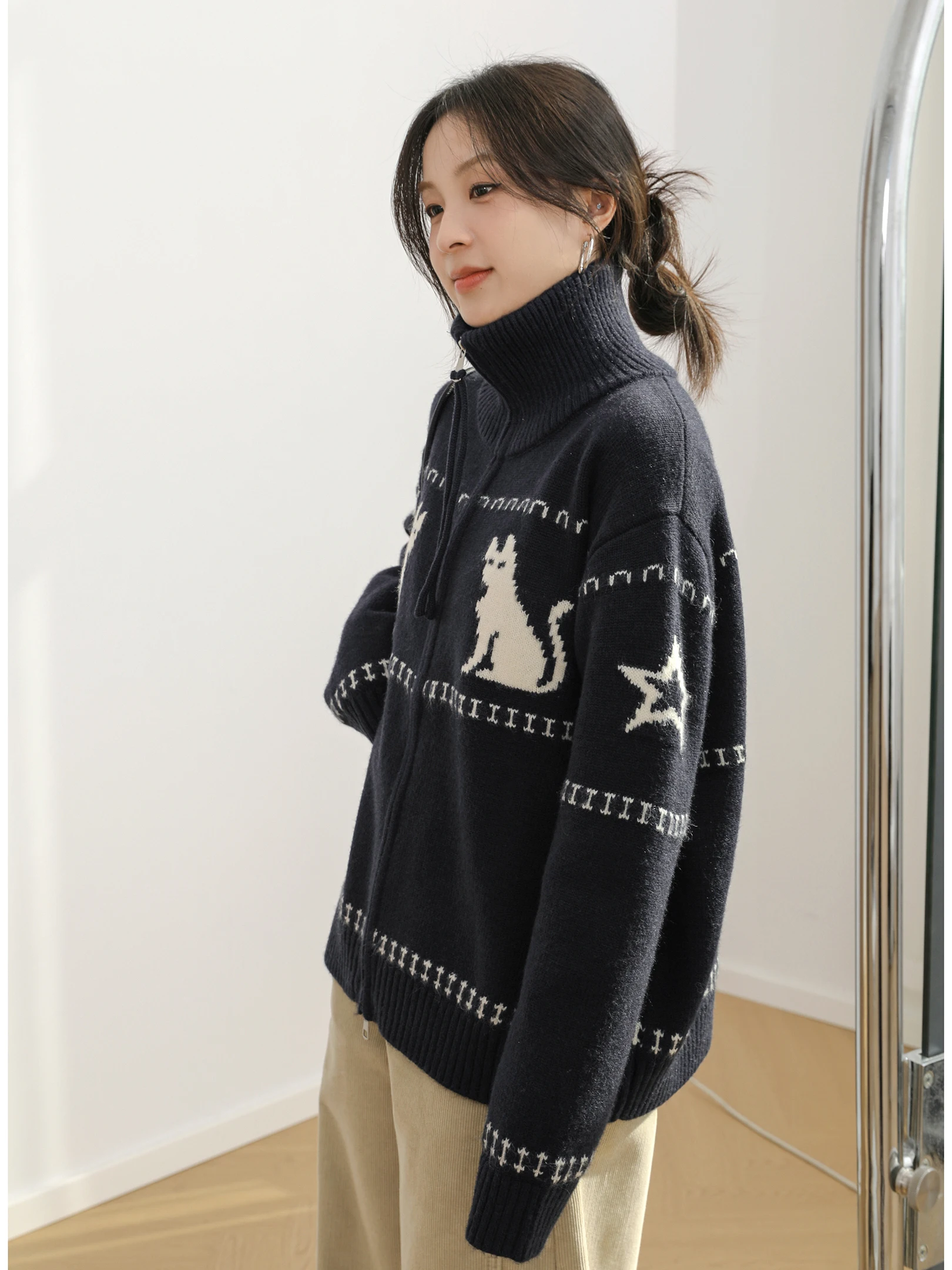 

Новый винтажный кардиган Sanmu Social Winter Color Block: свободный вязаный свитер на молнии для женщин, создающий расслабленный образ