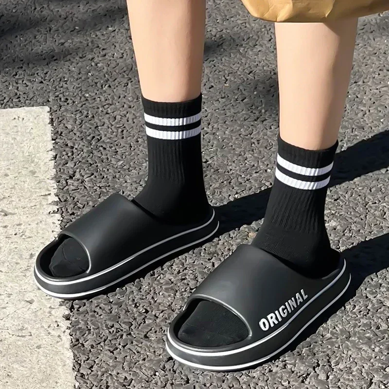 Sommer Für Frauen Mann Solide Frauen Brief Herren Hausschuhe Schuh Frau Dicke Sohle Indoor Bad Anti Hausschuhe Slip Indoor Haus