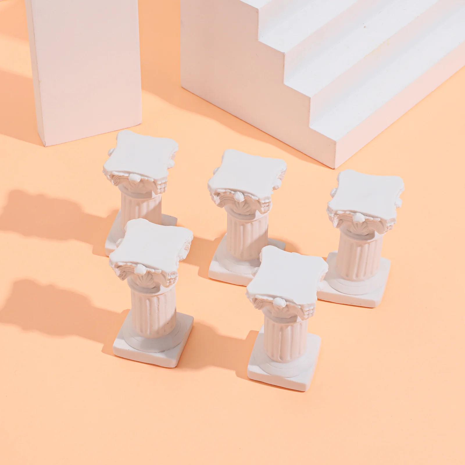 

5Pcs Roman Pillar Statues Resin Pedestal Stand Elegant Greek Column Decor for Indoor Outdoor Home Garden Wedding Photography