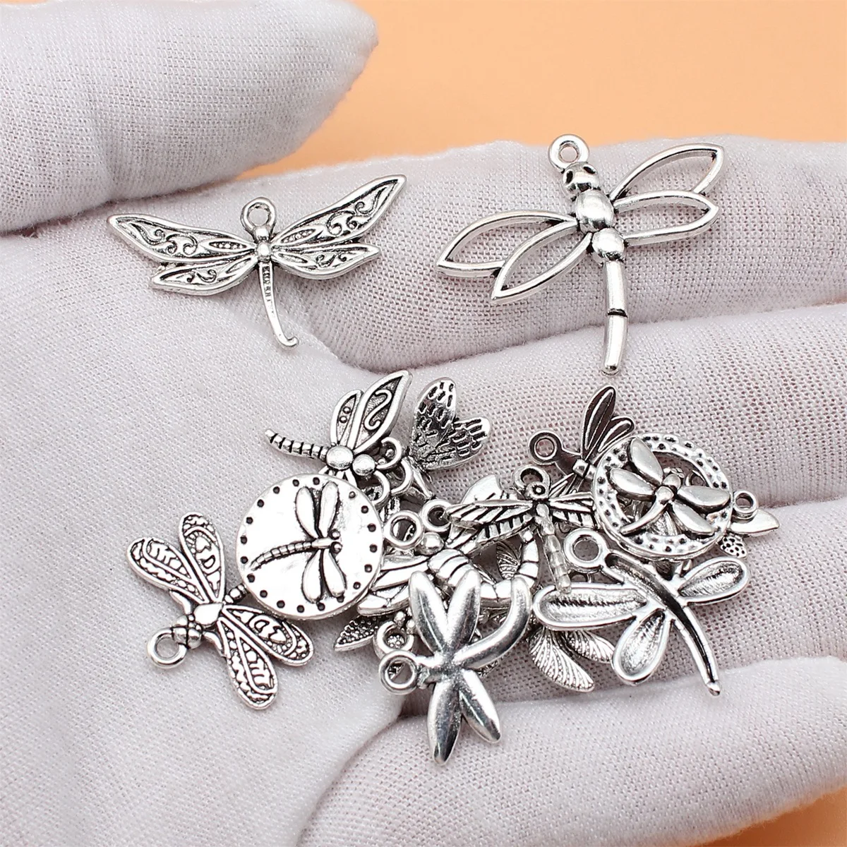 16pcs Antique Silver Color Dragonfly Charms Collection For DIY Jewelry Making, 16 Styles, 1 of Each