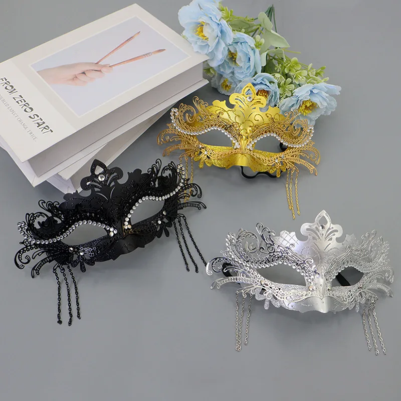 Rhinestone Metal Half Face Venetian Mask with Feather Fringe Chain Shiny Masquerade Mask for Halloween Party Couples Women Men