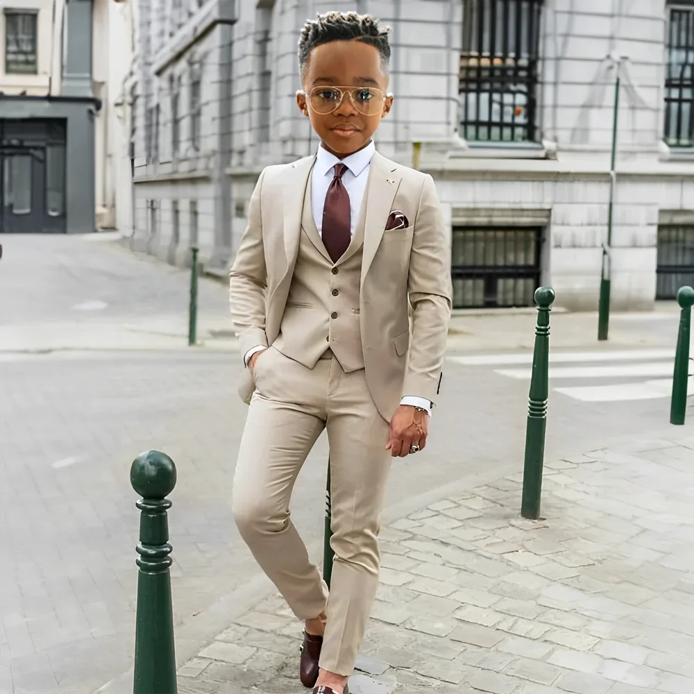 

Beige Boy Suits Party Pant Jacket Vest Pants Wedding Tuxedos Notched Formal Kids Set For Dinner Slim Male Blazer 3 Pieces Suit