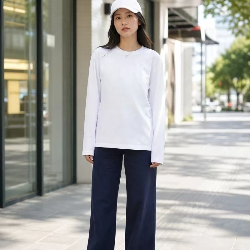 Spring autumn long-sleeve loose unisex round-neck versatile couple tops for men women, breathable comfort casual wear.