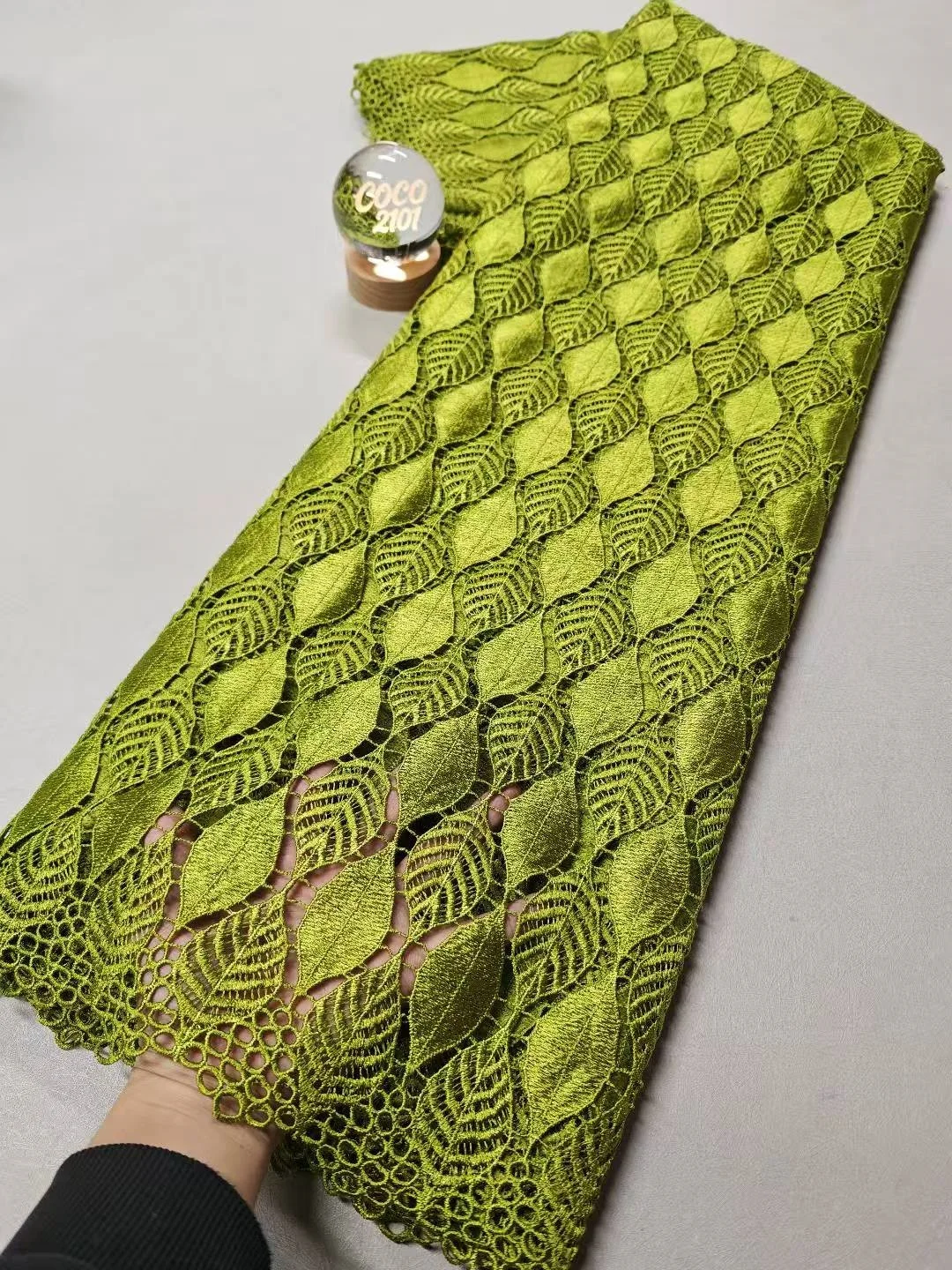 

2026 African Nigerian High-Quality Tulle Lace Fabric Embroidery Guipure for Party Gown Jacquard Wedding Dress 5Yard XL165