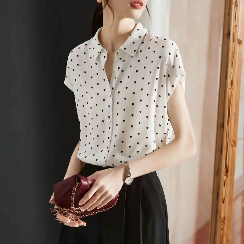 Summer New Fashion Casual Polka Dot White Chiffon Short Sleeved Shirt Loose Comfortable Original Design Youthful Wind Lady Top