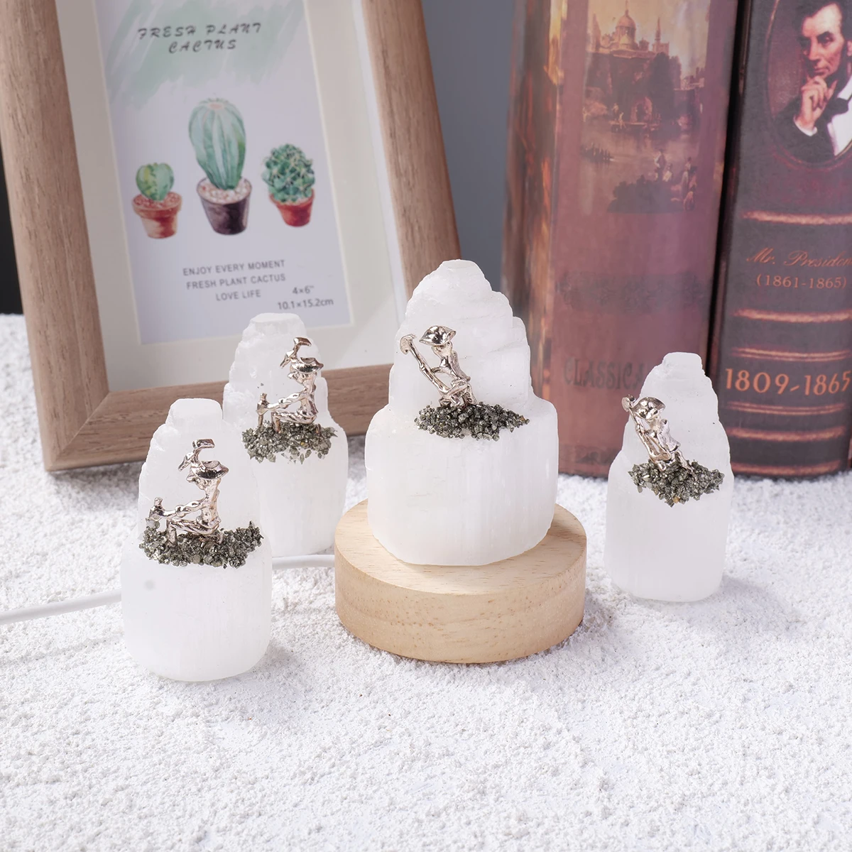 1PC Natural Selenite Tower Miner Warm or Cold Light Ornament Hand-made Mineral Marker Selenite Tower Home Decoration Crafts