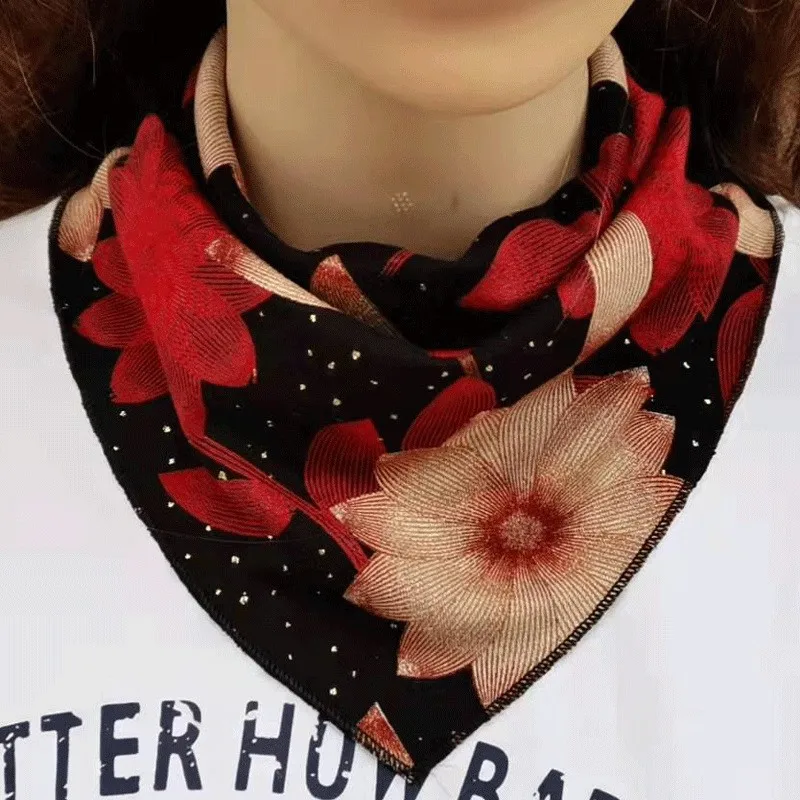 Women Fashion Protect Cervical Spine Button Bib Floral Print Triangle Headkerchief Summer Lady Fake Collar Neck Guard Silk Scarf