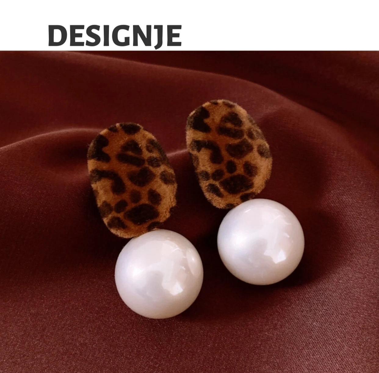 

Faux Fur Leopard Pattern Pearl Pendant Earrings, Style Fashion, Elegant, Design-Driven, Luxurious Ear Accessory for Women
