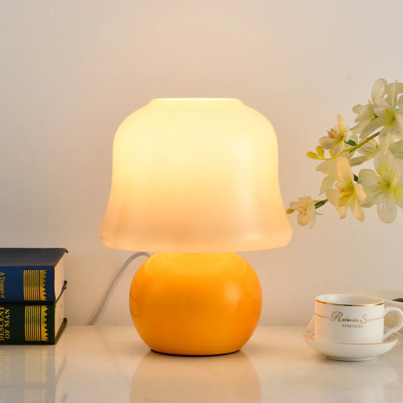 

Full spectrum mushroom table lamp bedside lamp premium sense retro cream glazed bedroom living room decoration atmosphere
