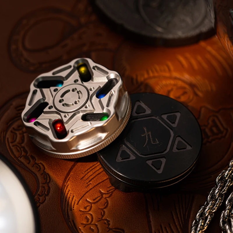 Nine Hands EDC Starlink Magnetic Rotating Mechanical Metal Slap Coins Fingertip Card Pushing Stress Relief Toy