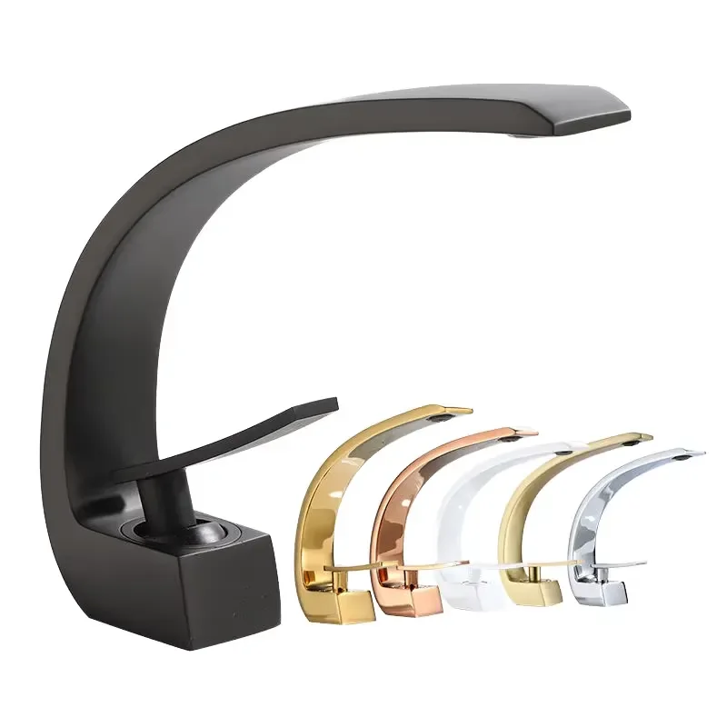 Modern Chrome Plated Single Handle Basin Faucet Ceramic Hot and Cold Water Crane Faucet Brass Deck Mount Hotel Sink Faucet