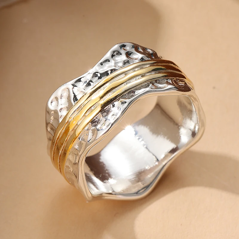 Vintage Two Color Wide Women's Ring Hang Carving Geometry Daily Wear Party Jewelry