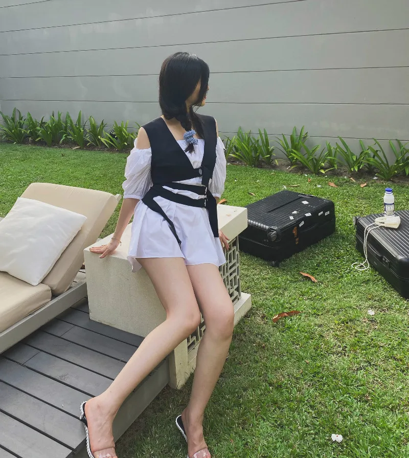 

Женский летний жилет из высокотемпературного косите-материала D-ape Ba, однотонный, с вырезами, на застежке