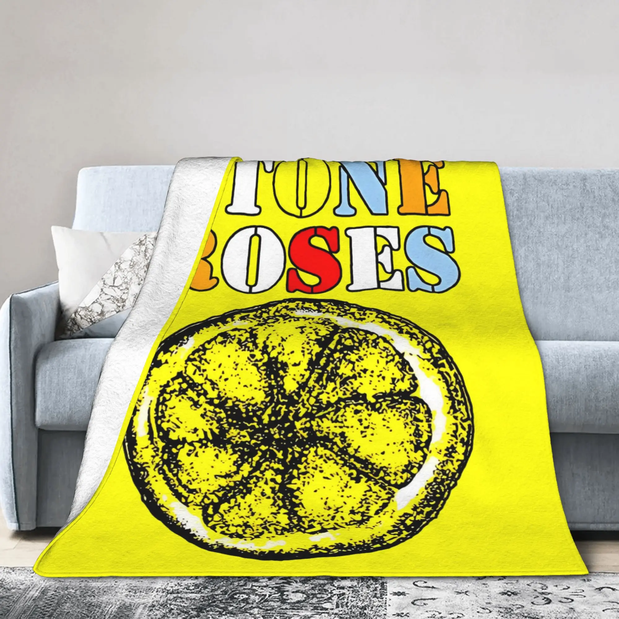 

The Stone Roses Logo Fleece Throw Blanket English Rock Band for Bedroom Knitted Blanket Outdoor Ultra-Soft Multifunction