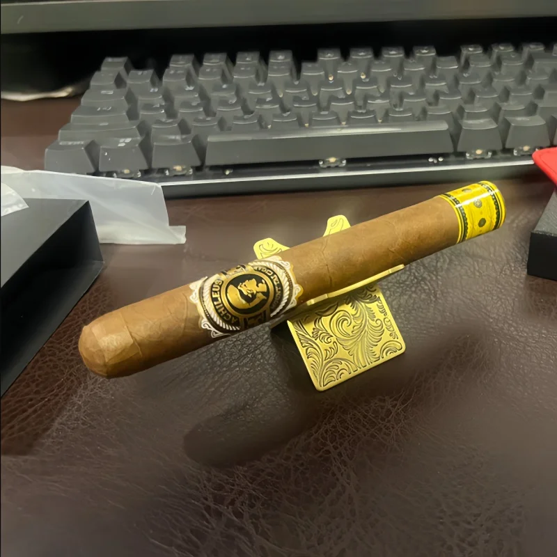 1 قطعة معدنية محمولة من النحاس الأرجواني وعشب تانغ وزهرة أرضية وحامل سيجار من النحاس النقي #1