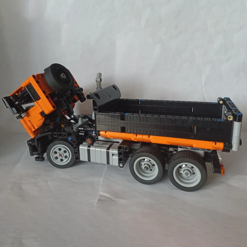 832 PCS di Vendita Caldo Arancione-nero Camion Ribaltabile Modello Modulare Building Blocks Per Bambini Assemblaggio Display Giocattoli Festival Regalo A Sorpresa