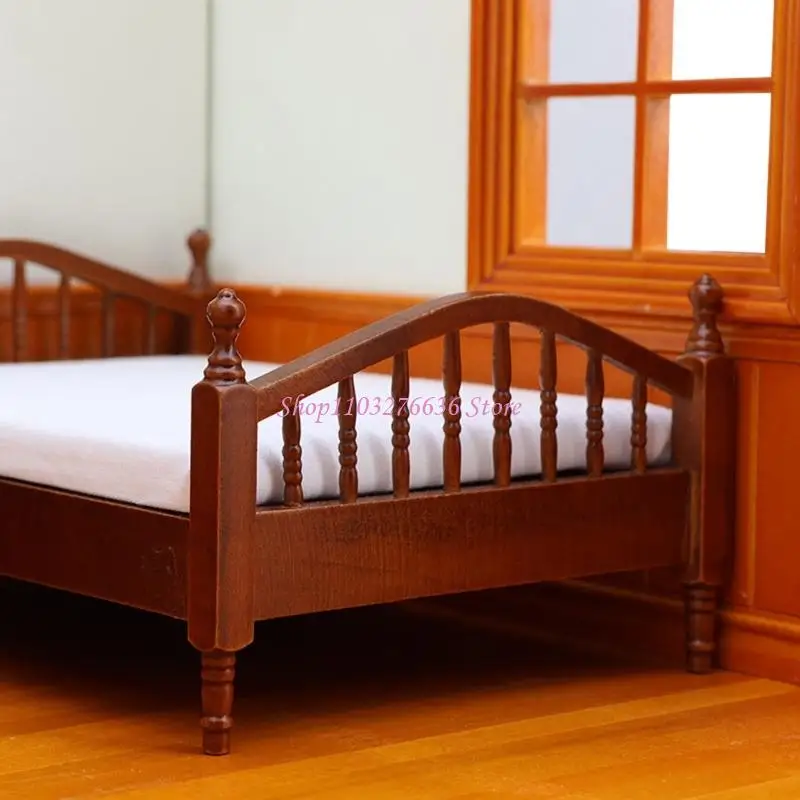 R6FD Elegant Double Bed Figurine Realistic Miniature Furniture With Fabric Beddings For 1/12 Doll House Scene Display