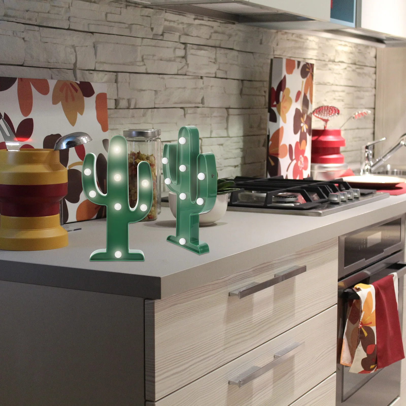 

2Pcs Neon Night Light Cactus Design Bedside Lamp for Valentine's Day Wedding Party Home Decoration Gift Option