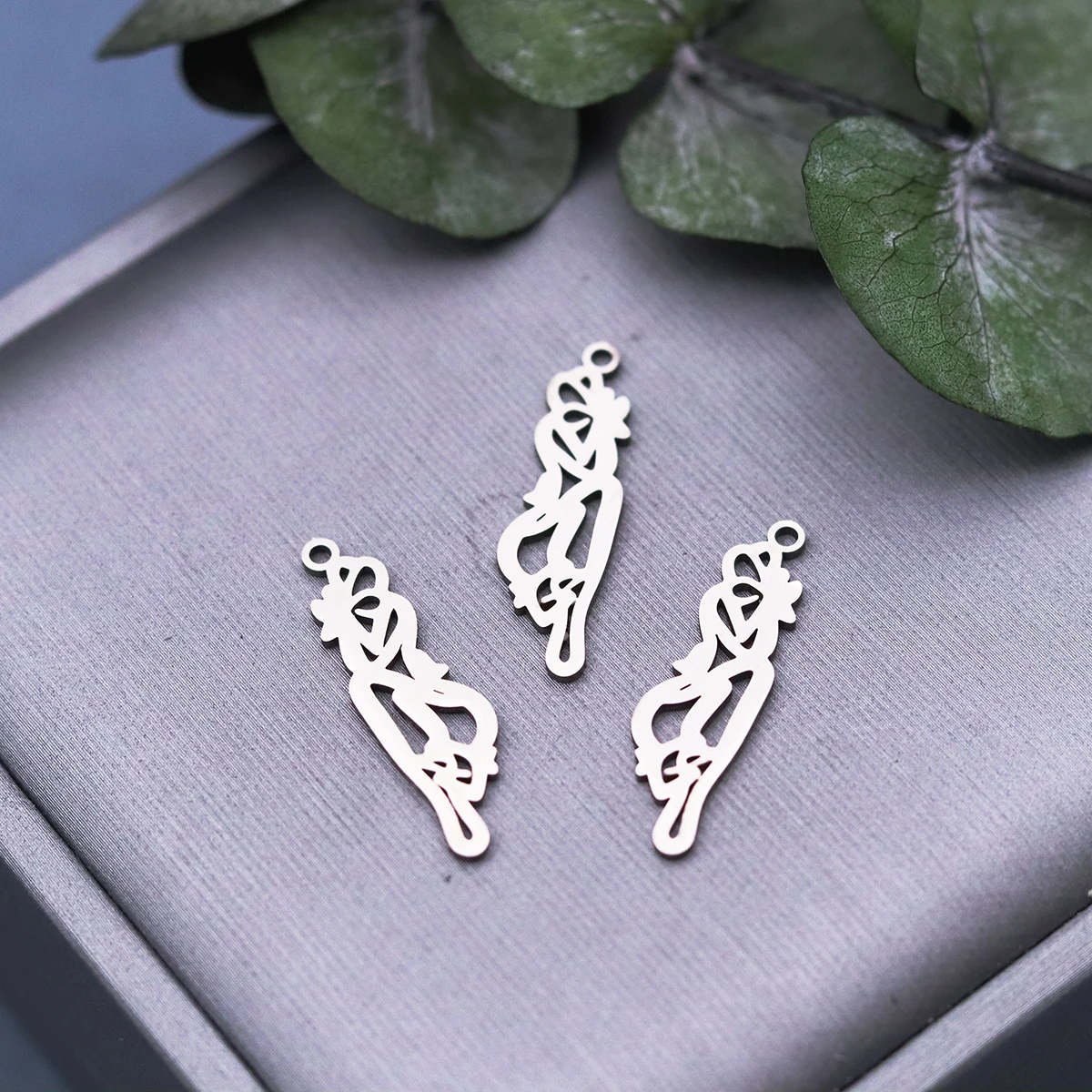 3pcs Stainless Steel Abstract Woman Silhouette Charms Jewelry Making Findings Earring Pendant Necklace DIY Accessories