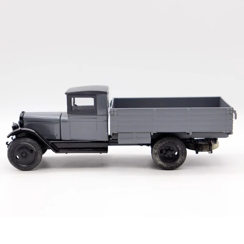 Diecast 1: 43 Scale ZIS AMO-2/ZIS-6/YAG-6 Truck Alloy Engineering Transportation Vehicle Model Collection Display Toy Gifts