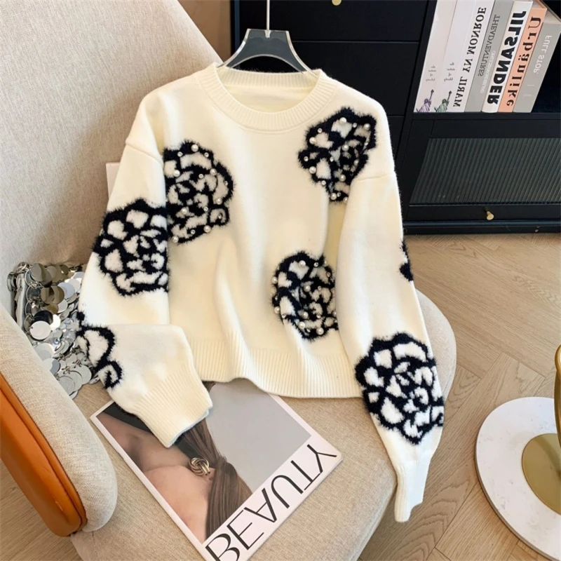

Autumn and Winter High-end Design Cashmere Warm Knitted Pullover Sweater with Round Neck Embroidery Jacquard Thick Sweater