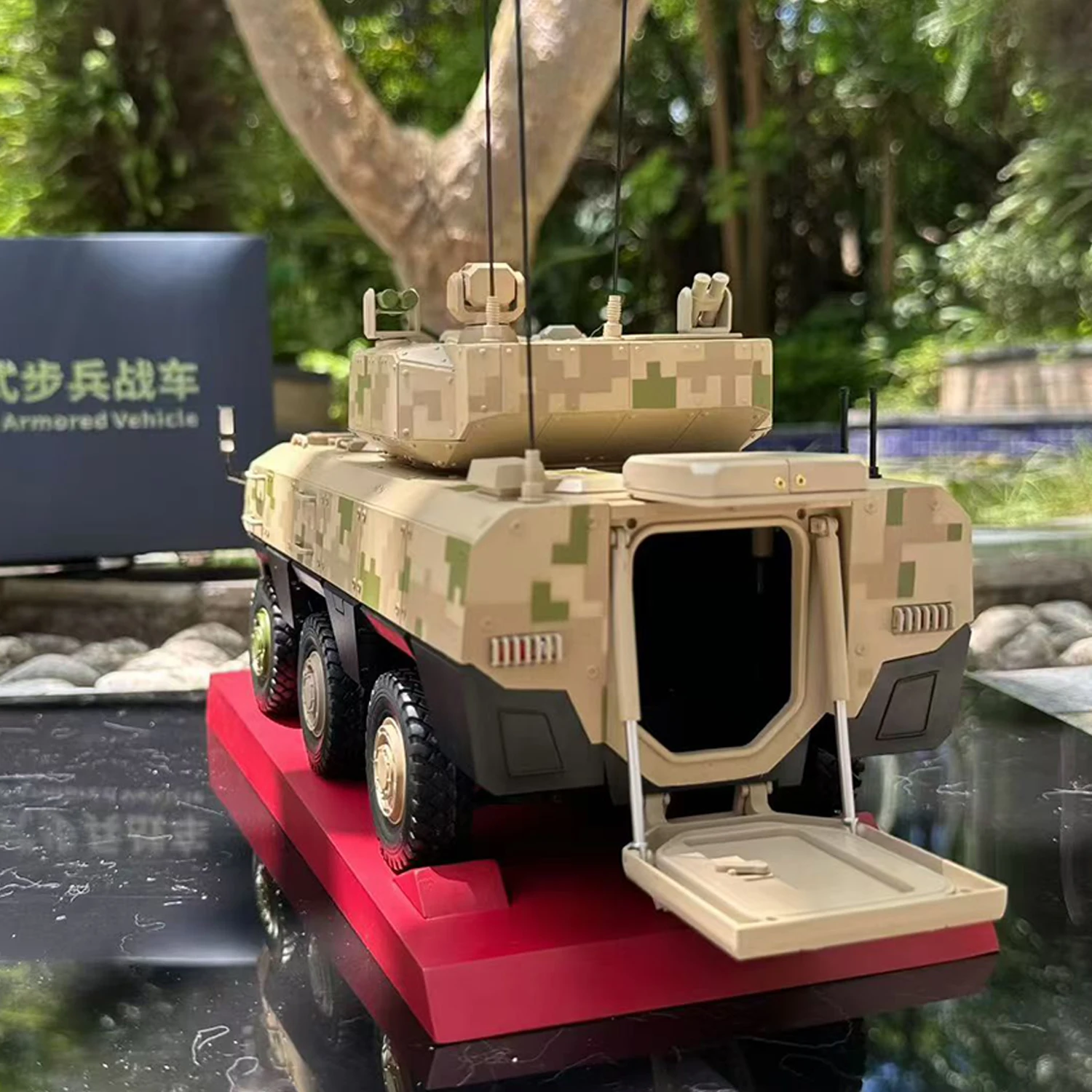 Modèle de véhicule blindé de Combat chinois VN22, échelle 1:24, en alliage moulé sous pression, jouets pour adultes, voitures classiques, cadeau Souvenir, affichage statique