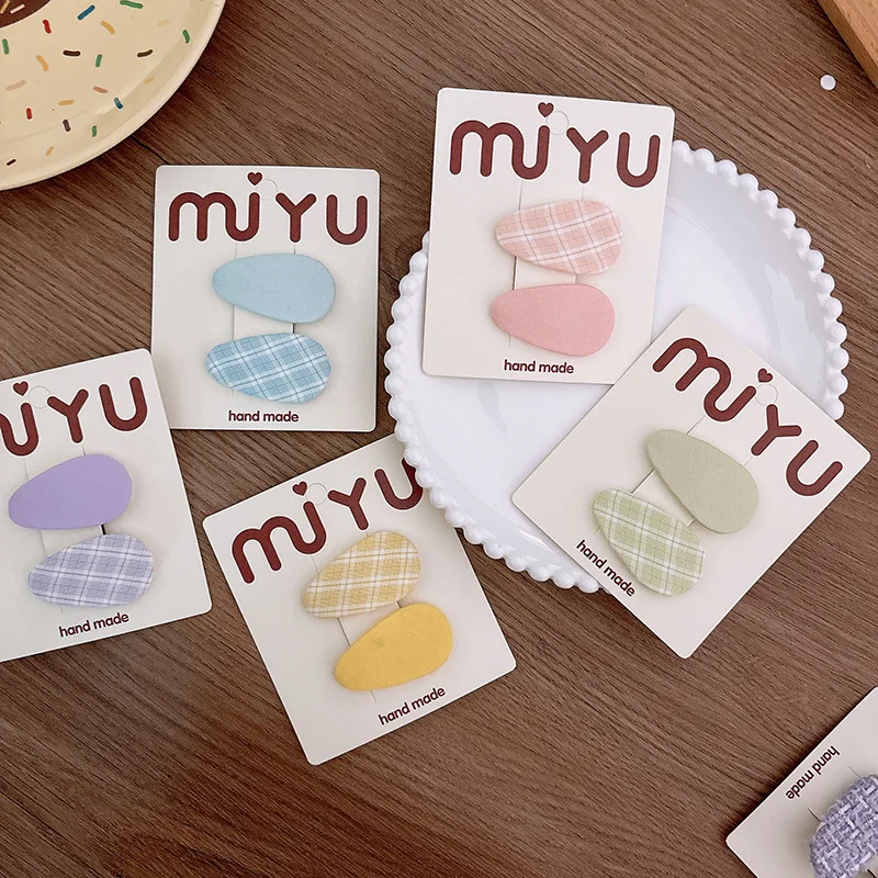 韓国風生地水滴型子供用チェック柄前髪ヘアクリップ女の子用多用途スイートBBクリップキャンディーカラーベビー前髪ヘアピン