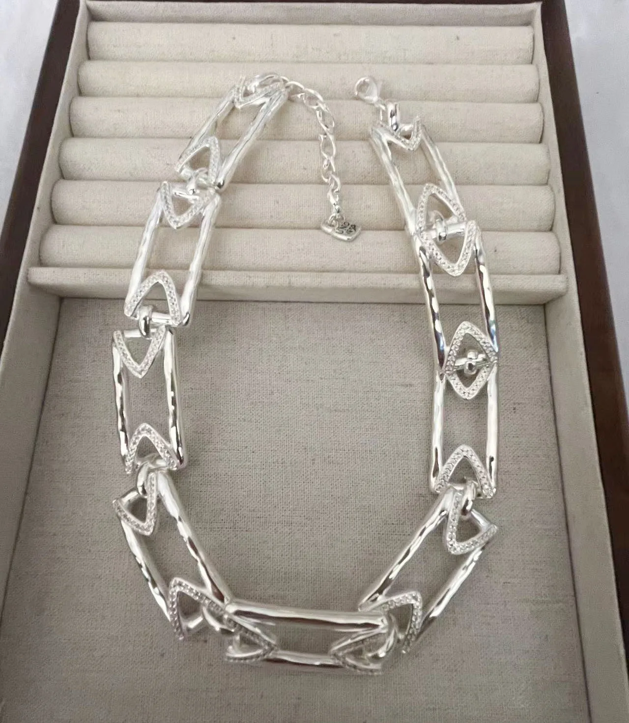 2024 HMO New product Spain UNO de 50 Jewelry Fashion Versatile High end Hollow Necklace Women's High Quality Gift