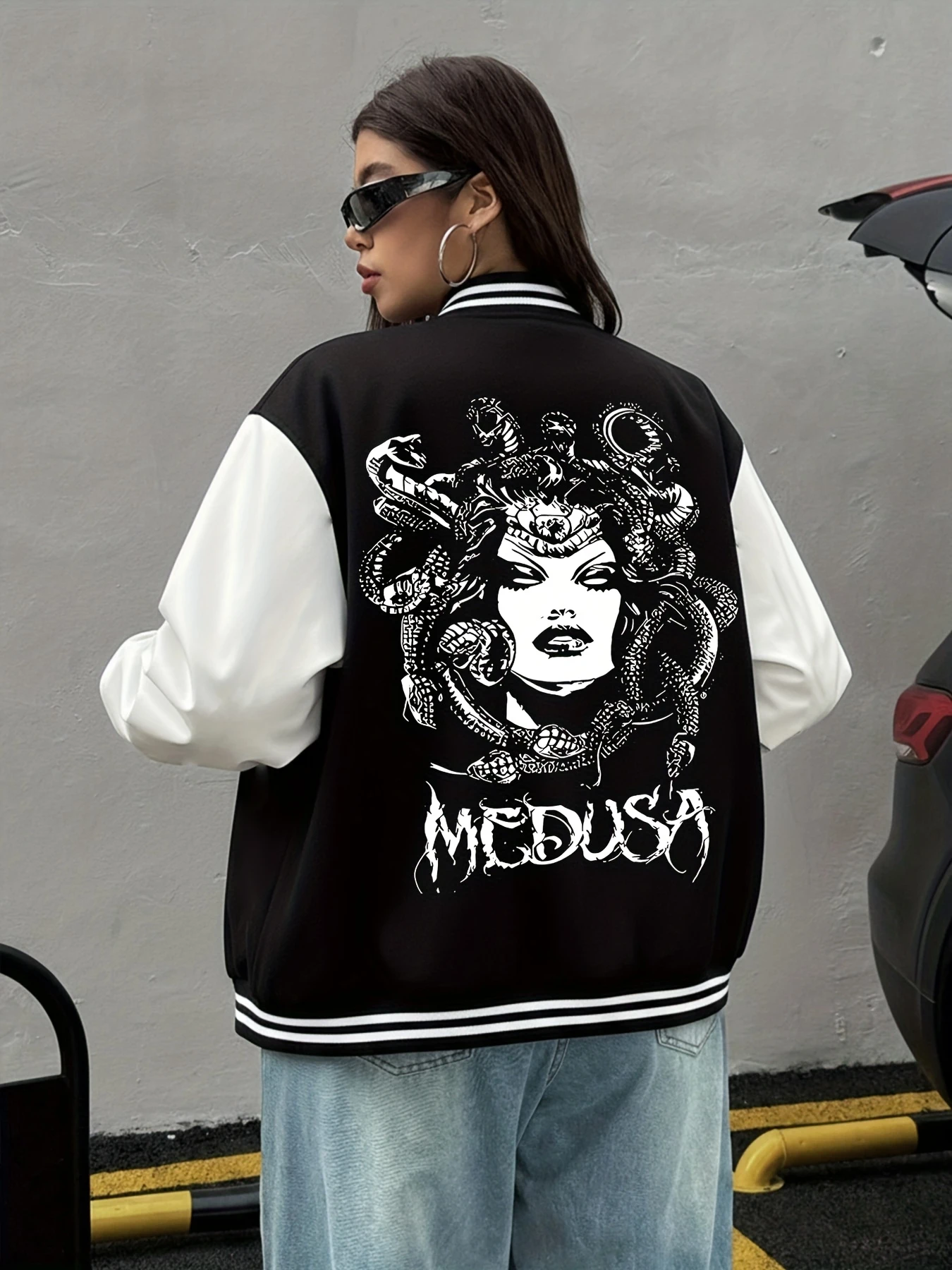 Stylish Medusa Pattern Printed Women'S Fleece Baseball Jacket with Snap Buttons, Perfect for Casual Outdoor Sports in Autumn