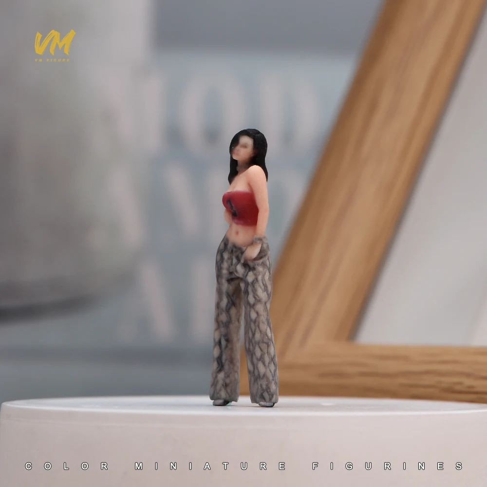 3D Miniatur-Figuren 1/64 Rennfahrerin Professionelle Fotografin Lässiger Mann Mädchen Szenerie-Requisiten Modellansicht Ornamente Fahrzeug-Dekoration – Detail 10