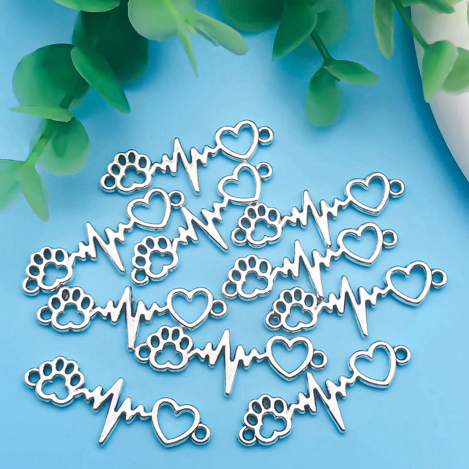 10/20/30pcs Antique Silvery Color Charms Dog Claw Love Heartbeat Double Hole Connector Charms For Jewelry Making Bracelets