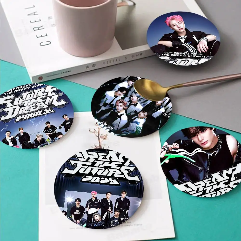 classic New Kpop N-Nct-D-Dream singer pattern art painted wooden anti-slip coasters, suitable for decoration of living room