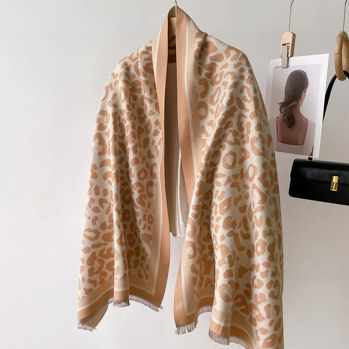 Leopard Print Cashmere Winter Poncho Scarf Women Luxury Design Double Sided Warms Shawls Thick Warp Blanket Bufanda Accessories